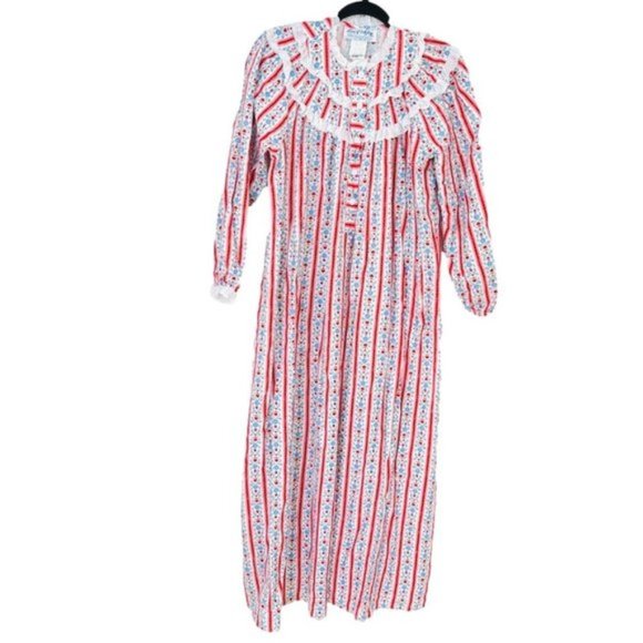 Lanz Of Salsburg Intimates & Sleepwear Vintage Lanz Of Salsburg